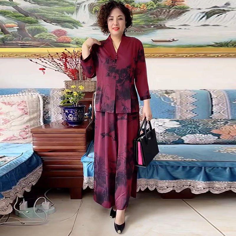 

Летняя мода 2025 года: Комплект из двух предметов с рисунком тушью: топ и брюки широкого кроя - лестный стиль для мам XL (100-115 jin)