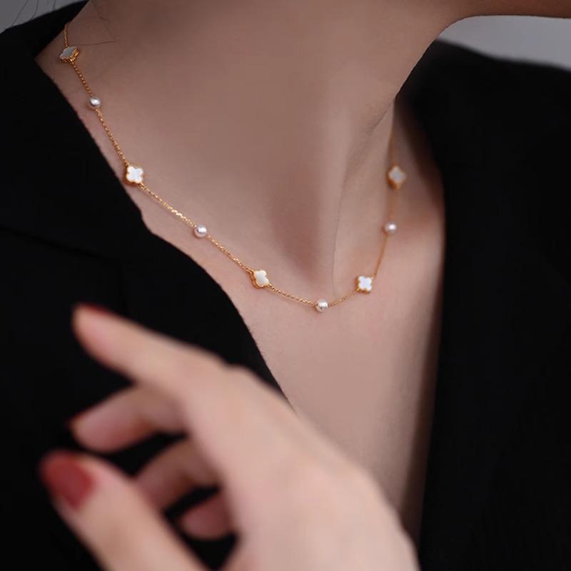 Gypsy Four-leaf Clover Pearl Necklace Female, Simple Temperament Versatile Collarbone Chain Niche Design Neck Chain