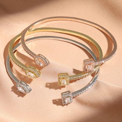 Luxe Geometrie Goudkleur Manchet Armbanden Voor Vrouwen Mode Zirkonia Armbanden INS Feest Alledaagse Sieraden.