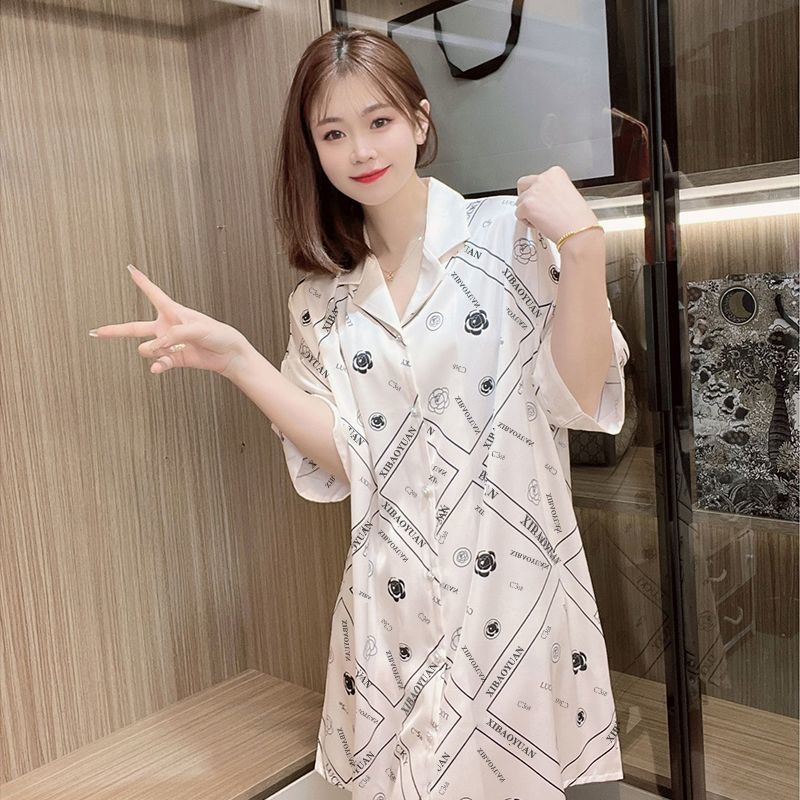 Pyjamarock für Damen im Sommer, dünner Eisseidenpyjama, lockerer Hemdrock mit Leopardenmuster, kann als Oberbekleidung für zu Hause getragen werden