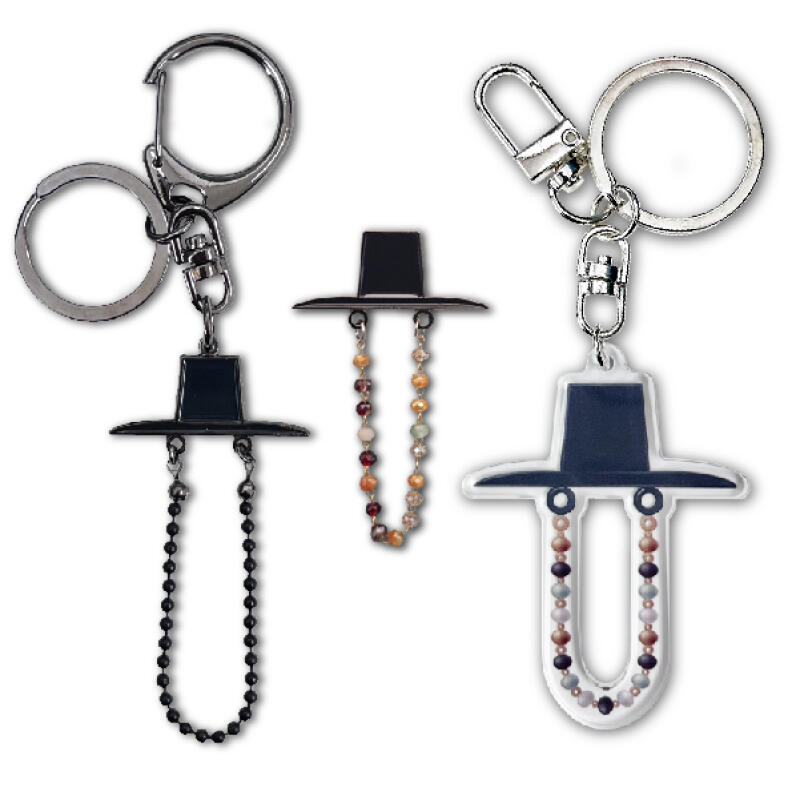 Black lip badge, acrylic keyring, metal keyring 01. Acrylic keyring