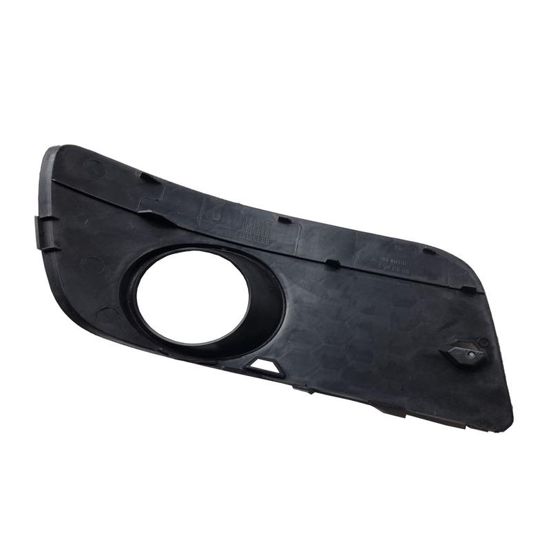 Car Front Bumper Fog Light Cover Lower Grill Grille Fog Light Frame for VW Golf MK5 GTI 2004 2005 2006 2007 2008 2009 1K0853665S