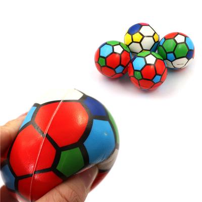 1 adet stres giderici havalandırma topu renkli Mini futbol sıkma köpük topu çocuk oyuncakları