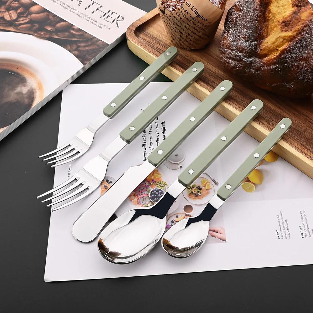 Manico ABS Rivetti Decorazione Set di Posate Acciai Inossidabili Servizio da Tavola Verde Forchetta Coltello Cucchiaio Stoviglie Occidentali Posate da Cucina