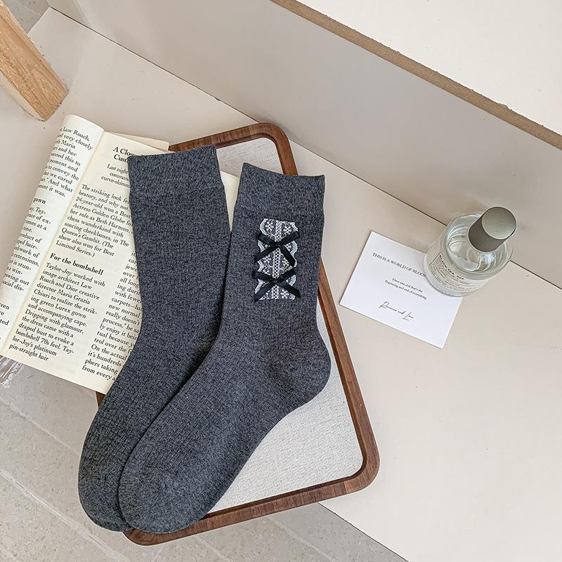 Female Autumn New Style Sweet Lace Edge Double Bow Boneless Tube Stack Socks