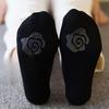 4 Pairs Womens Ice Silk No Show Socks Non-Slip Invisible Shallow Mouth Boat Socks Ultra Thin Summer Low Cut Socks