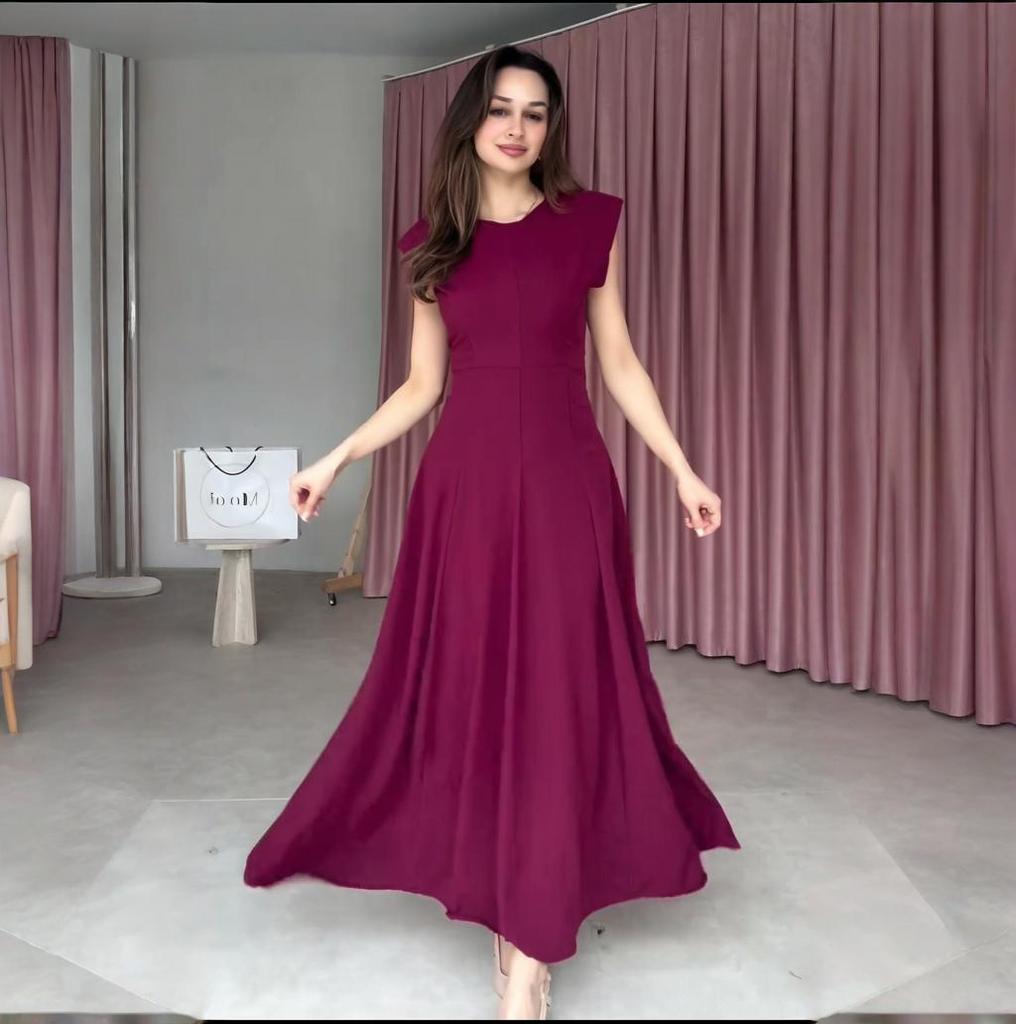 2025 Sleeveless Round Neck Slimming Waist Long Dress with Slits