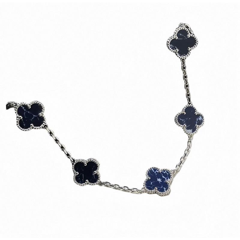 Four-leaf Clover Five-flower Bracelet for Women Rose Gold Lucky Clover Bracelet with White Mother-of-pearl and Red Agate Fashionable Bangle