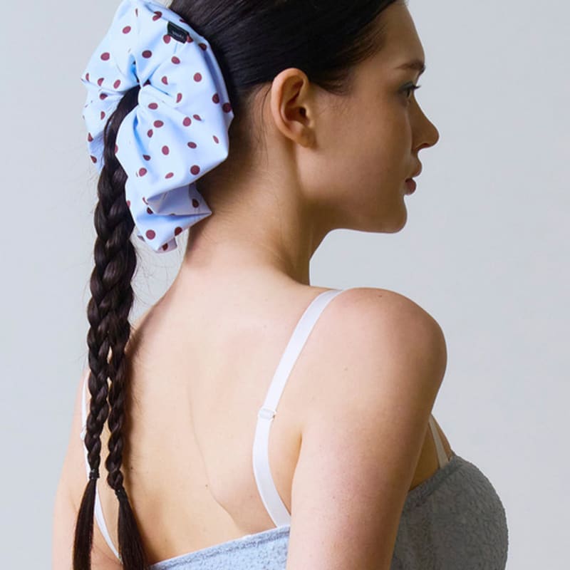 VINAJ Big Scrunchie (Dot Baby Blue)