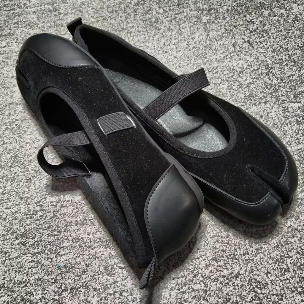 Fashion IPPEUM Tabi Shoes Women Mary Janes Shoes Red 2025 New Fashion Ballet Flats Sneakers Tabis