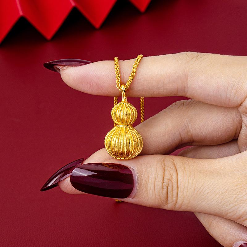 Vintage Filigree Gourd Pendant Necklace: Women's Vietnamese Sand Gold, Court Style, Durable Color Retention