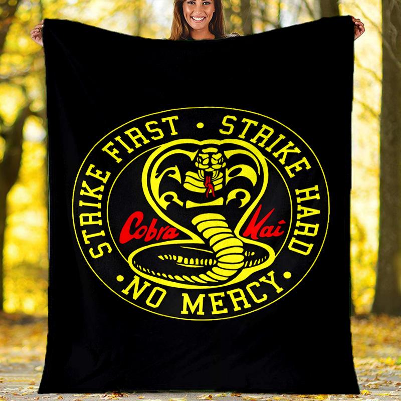 1 Stück Fußballmannschaft (25) Themen-Decke - Digitaldruck, Polyester, Gemütlich für alle Jahreszeiten, Perfekt für draußen, Camping und Reisen