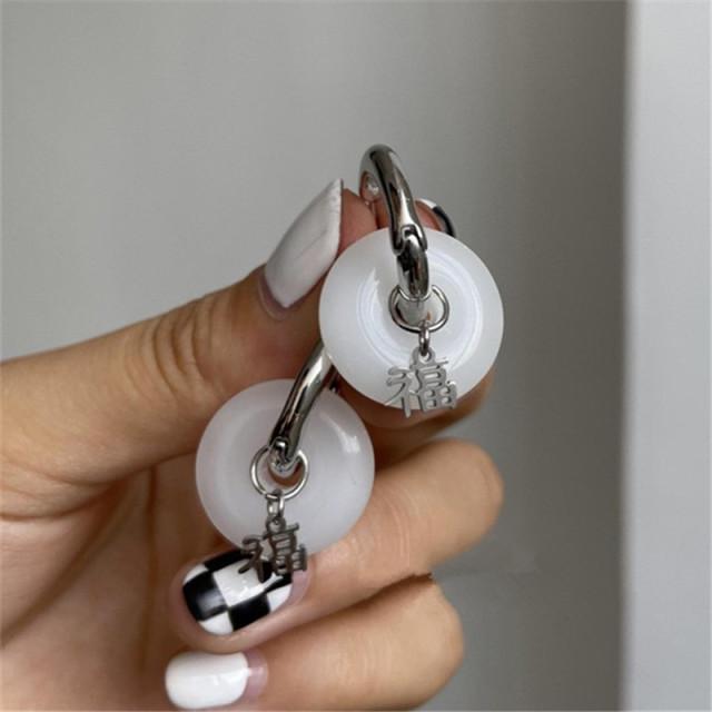 

Новые уникальные зеленые нефритовые круглые серьги-кольца из нержавеющей стали для женщин, винтажные элегантные серьги-клипсы, эффектные ювелирные изделия белый