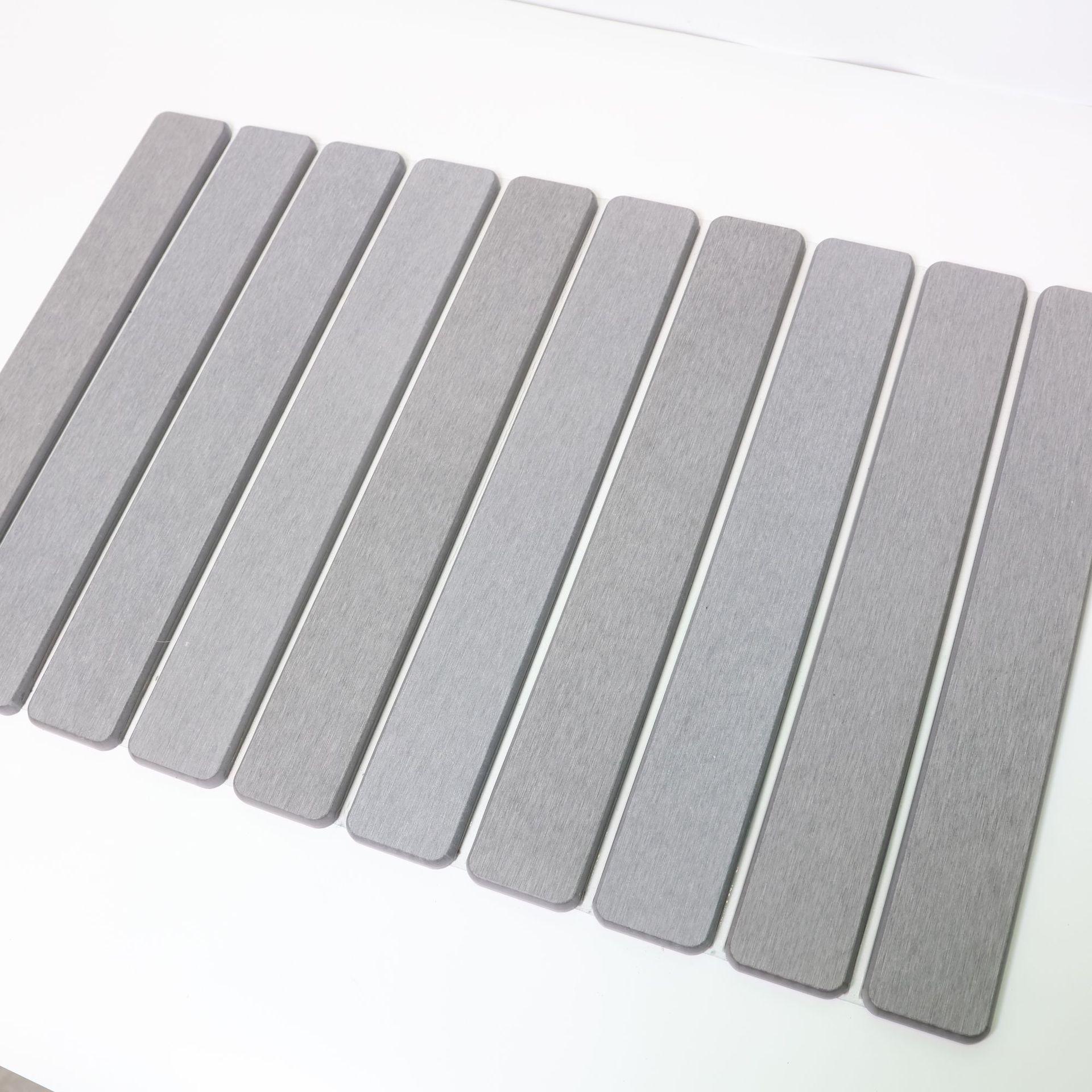 

Diatom Mud Quick-Drying Anti-Slip Bath Mat for Bathroom and Toilet 39x60x1cm светло-серый