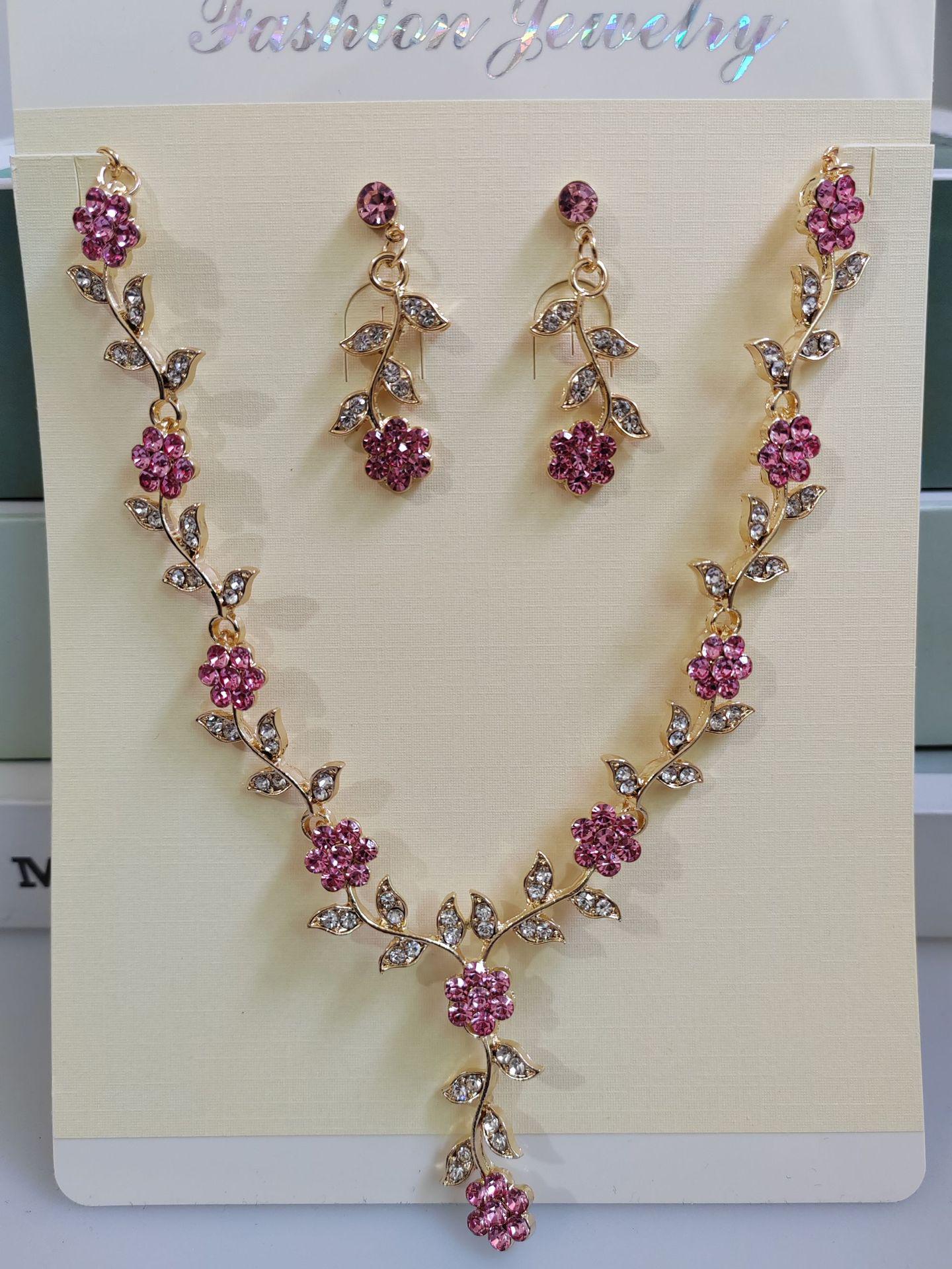 

Простой набор ожерелья и серег с цветами - Разноцветные свадебные украшения