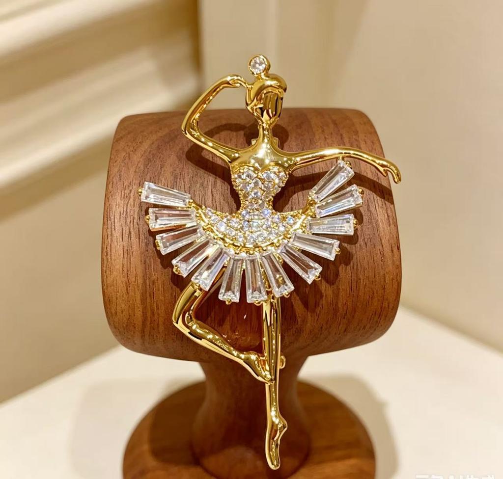 Dance Girls Ballet Dancing Brooches For Women Artistic Gymnastics Shining Crystal Brooch Pins Dress Coat Wedding Jewelry