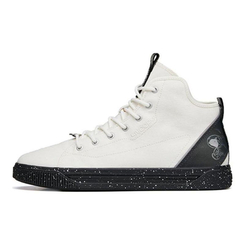 SNOOPY x Anta men high-top skate shoes white black trendy 912138601-2 39