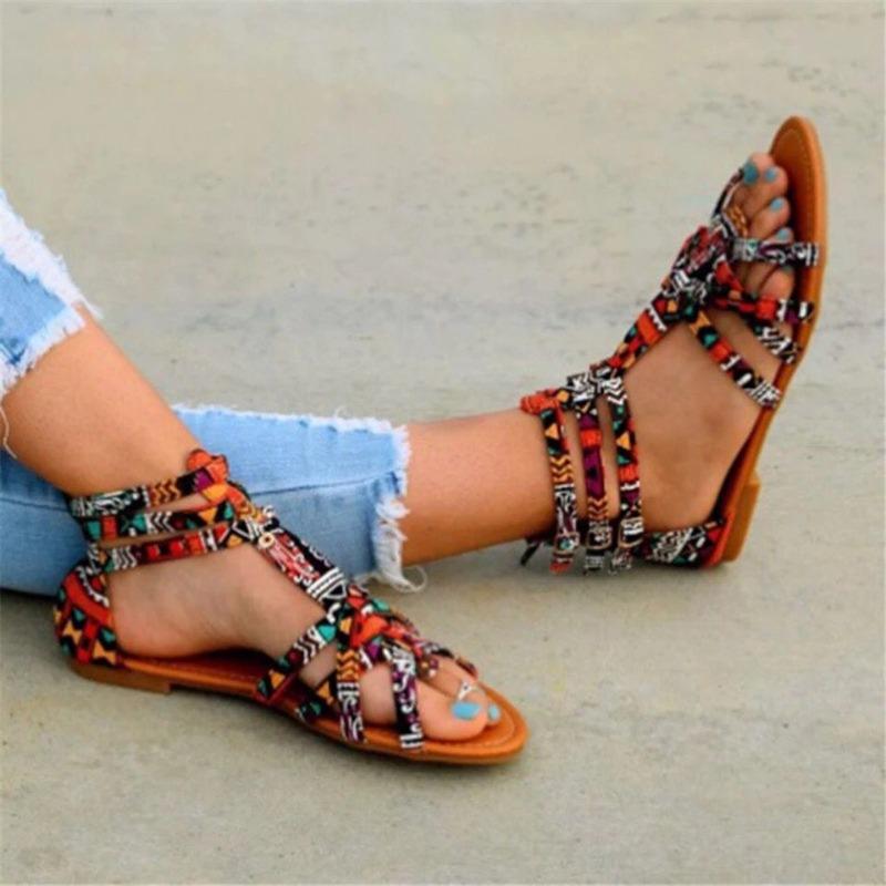 Summer New Floral Flat Sandals Women's Buckle Beach Sandals Hollow Open-toed Women's Shoes