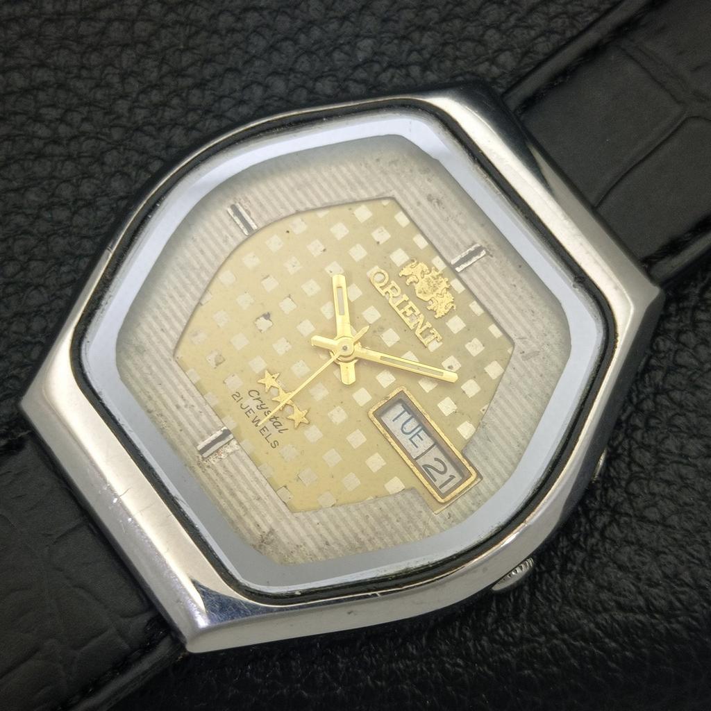 AUTOMATIC VINTAGE ORIENT JAPAN 46941 MENS ORIGINAL DIAL WATCH a700165-5 R201-a700165