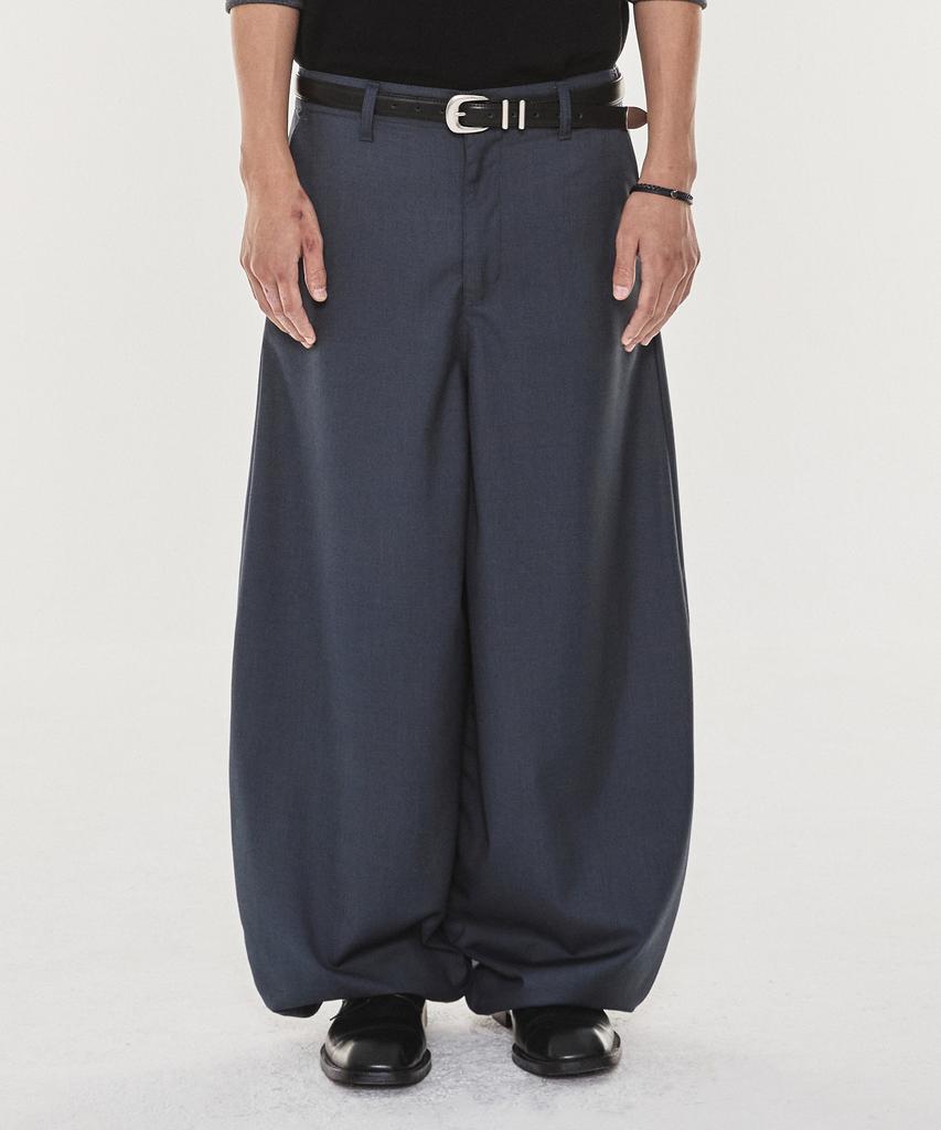 Gicheol Minimal Balloon Slacks (Charcoal)