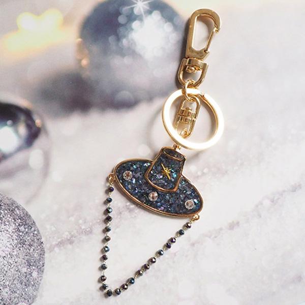 

Брелок Gat – MU:DS 2023 Избранный дизайн Mother of pearl