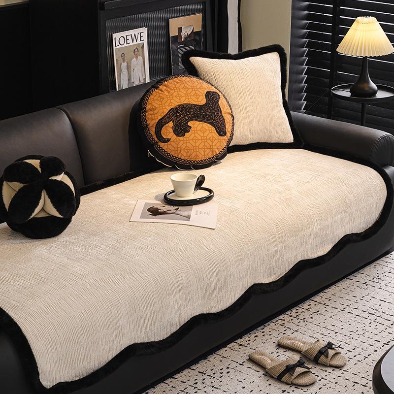 

Special-Shaped Rough Edge New Sofa Cushion Universal In All Seasons Chenier Non-Slip Cover Leather Sofa Cover Non-Slip 70*70cm