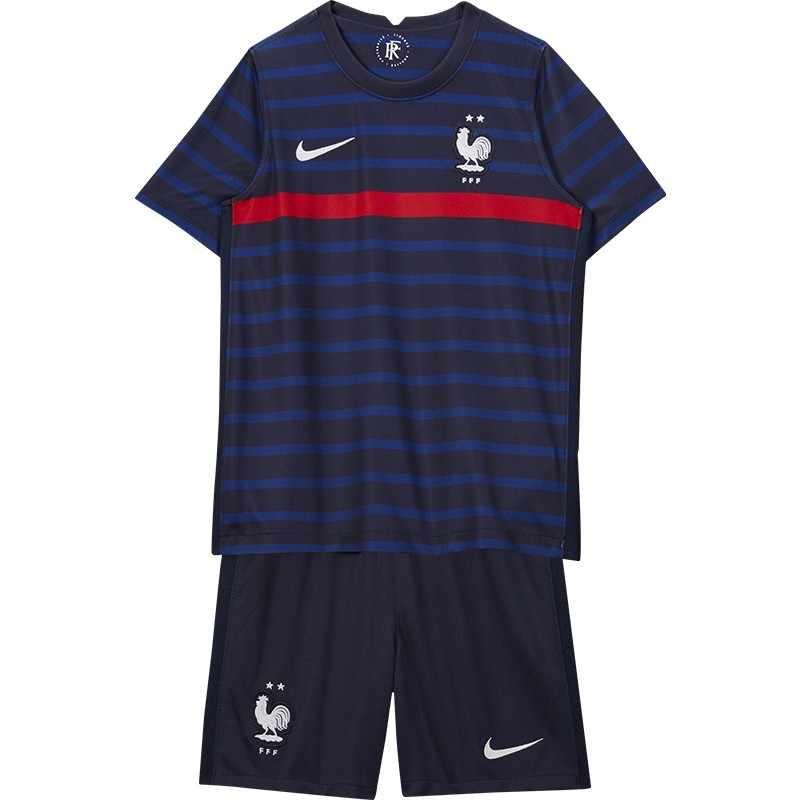 Nike Kids Logo Print Striped Crew Neck Short Sleeve T-Shirt And Shorts With Long Socks Sportswear Set Kids Sportswear Set CD1271-498