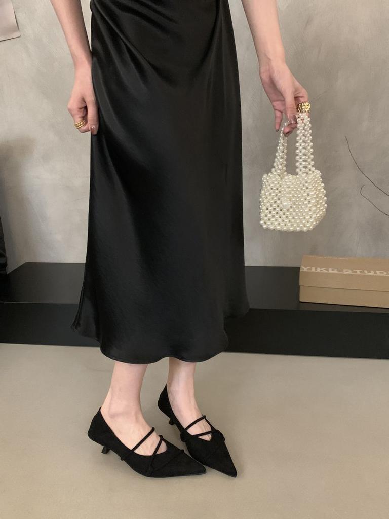 Französische Retro-Wildleder spitze Zehen dünner Absatz Mary Jane Einzelne Schuhe Damen 2025 Frühling neue Pendler Kitten- und Abendschuhe