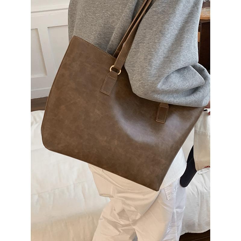 Retro High-end Commuter Women's Bag 2025 New Solid Color Simple Large-capacity Tote Bag Versatile Shoulder Bag