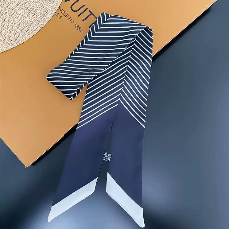 Elegant Black & White Striped Silk Scarf: Retro, Versatile Accessory