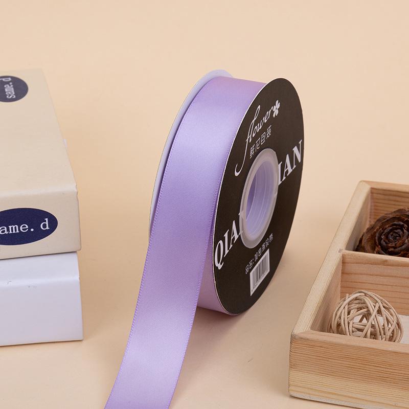 

Customizable Light-Colored Double-Sided Polyester Ribbon for Florist and Gift Packaging 2.5cm*30 yards