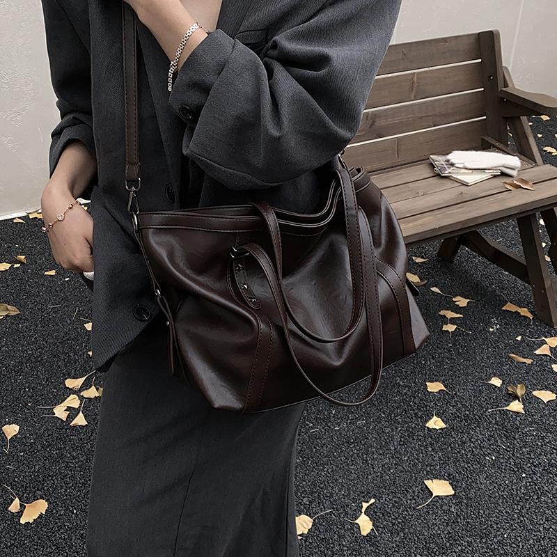 Large Capacity Faux Leather Tote Bag Women Shoulder Bag Everyday Use Work and Casual Bag