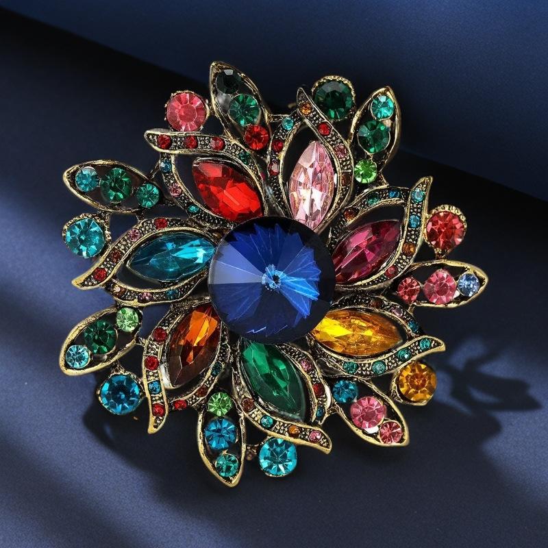 1Pcs Elegant Lapel Flower Pin Exaggerated Fashion Retro Vibrant Colorful Crystal Glass Brooch Pin Women'S Large Coat Accessories