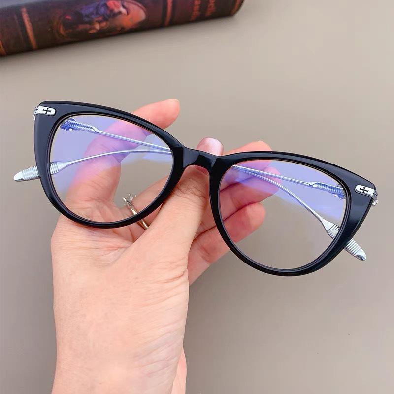 Young Looking Presbyopia Glasses 0 to +4 0 Black Cat Eye Anti Blue Light Fashion Transparent Frame Reading Glasses 0  Anti blue light