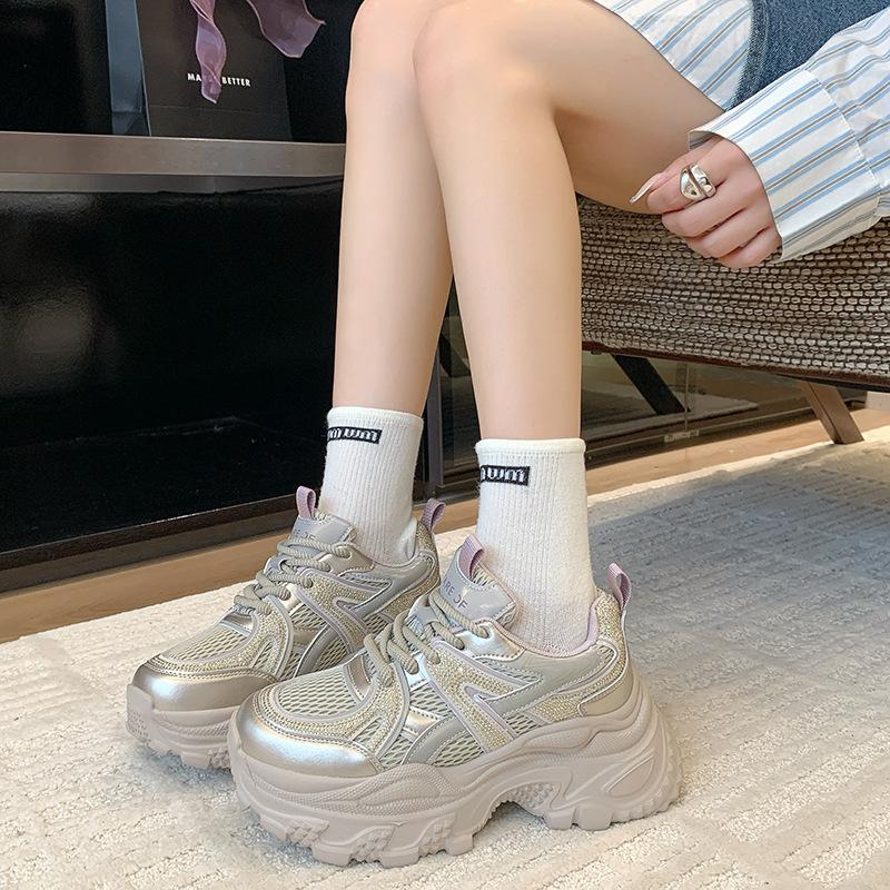 Fashion casual sports wear-resistant ultra-light fashion versatile women's shoes mesh breathable does not cover the feet new women's shoes