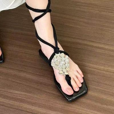 Square Head Straps, Toes, Holiday Style Flat-soled Roman Shoes, Korean Version, Niche, Thin and Not Tired, Sandals 2025 Metal Buckle