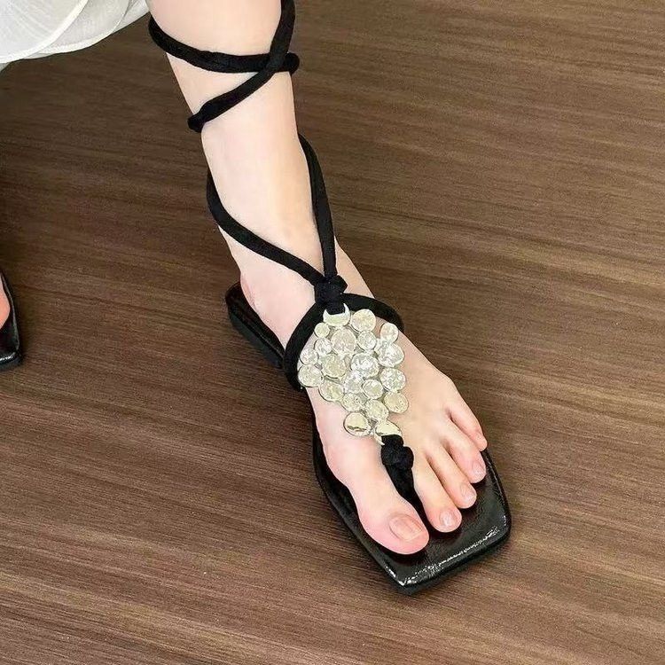 Metal Buckle Square Head Pinch Foot Flat Bottom Roman Sandals Fashion Strap Flat Heel Women's Toe 2025 Summer and Autumn New