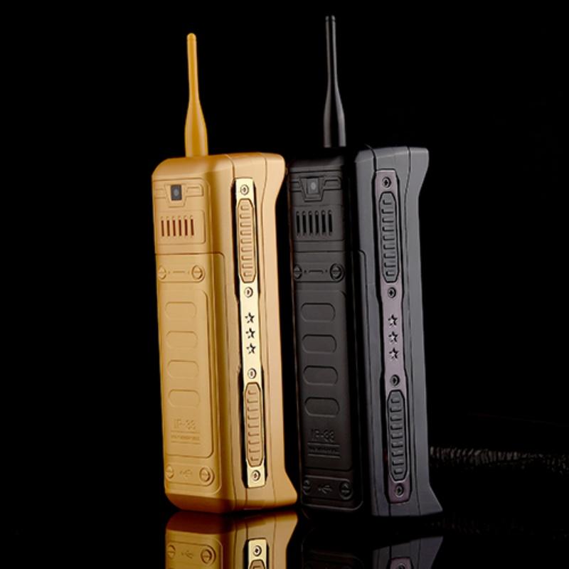 C3 Long Standby Retro Telefon 2,2 tommer Dual SIM-kort Mp3-spiller 6800mAh Stort batteri Bluetooth ulåst mobiltelefon