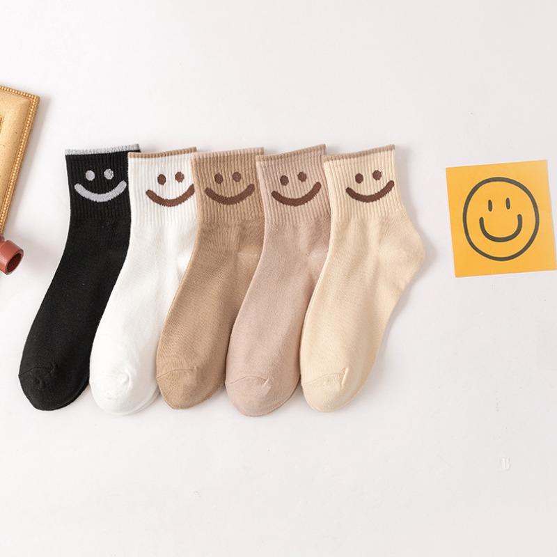 Women's Mid-calf Socks for Autumn and Winter, Cute Smiling Long Calf Socks