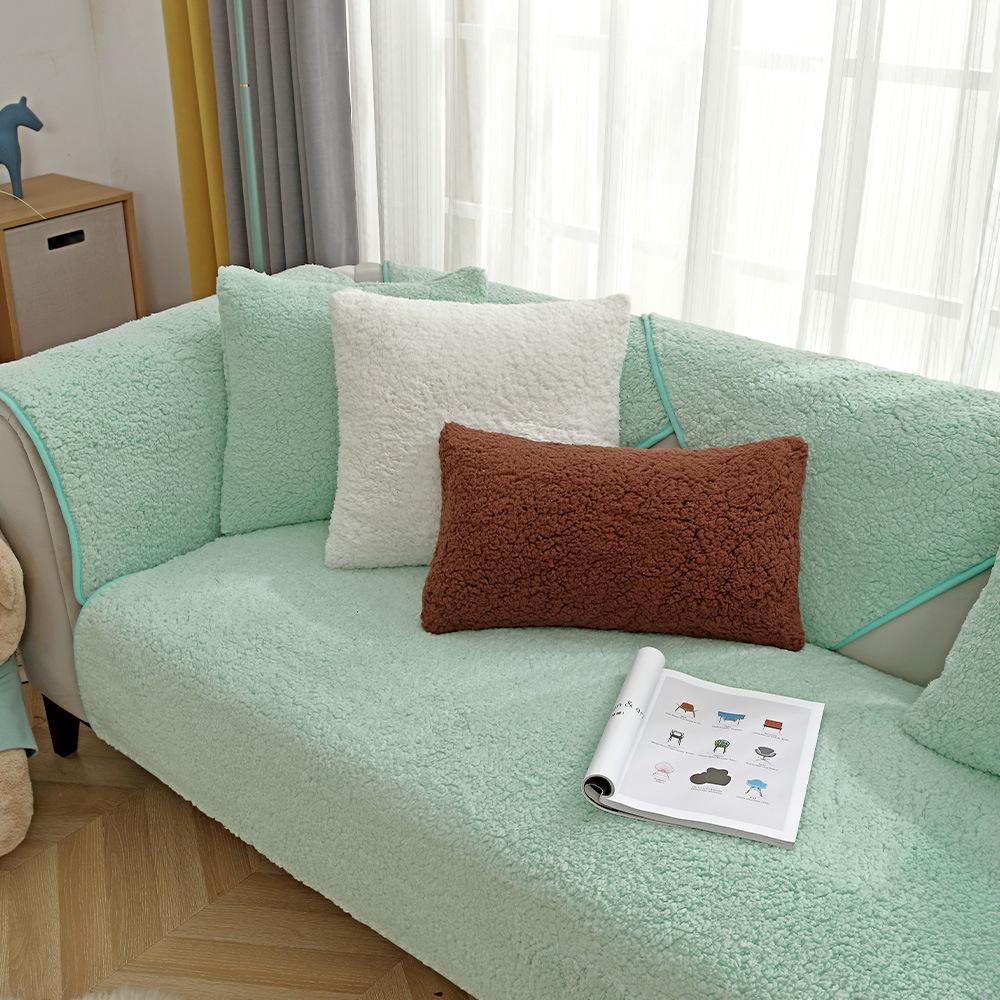 

Зимний высококачественный утолщенный чехол на диван из овечьей шерсти однотонный противоскользящий чехол на диван для диванов мягкое плюшевое полотенце для дивана 70x70