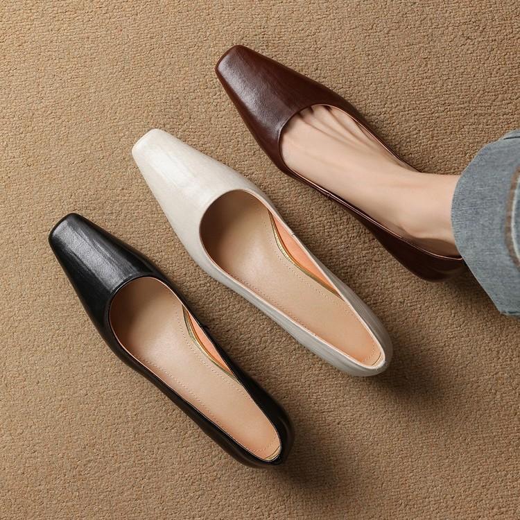 

Серия для通勤~ Внутри и снаружи полностью кожаные туфли-лодочки на маленьком толстом каблуке с мелким вырезом, весна 2025, коровья кожа, квадратный носок, офисный темперамент 39 коричневый