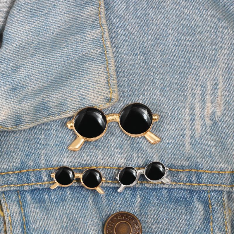 Oldschool Vintage Sunglasses Brooches Trinkets Unisex Enamel Pins Cartoon Small Glasses Badge Suit Shirt Metal Jewelry Drop Oil