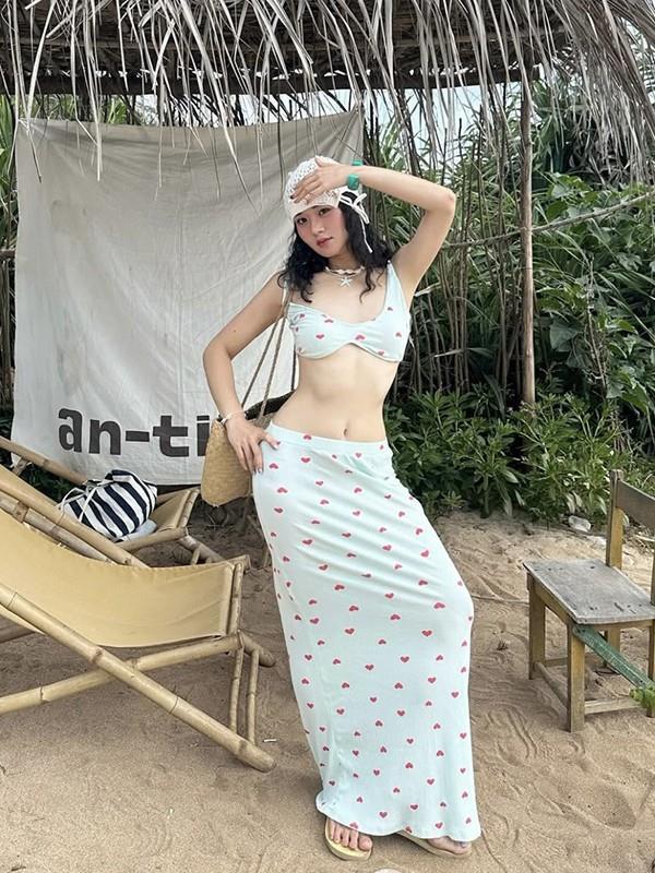 Beach Pattern Heart Bikini and Long Skirt Four-Piece Set - Women's Slimming Resort Swimsuit