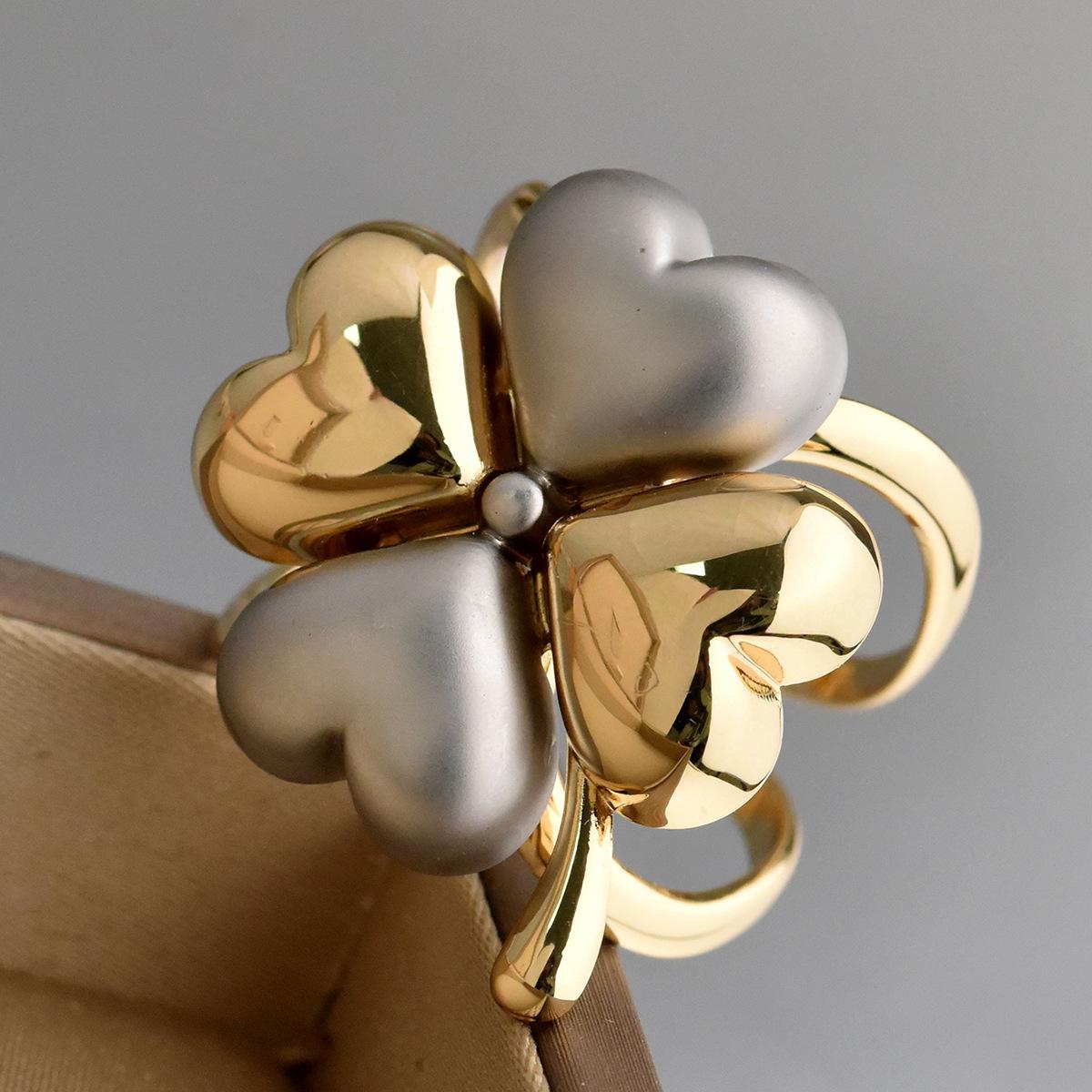 

Модные металлические броши в форме цветка камелии для женщин, простые хрустальные зажимы для шарфа, держатели для бантов и пряжек, аксессуары для шалей и ювелирные изделия