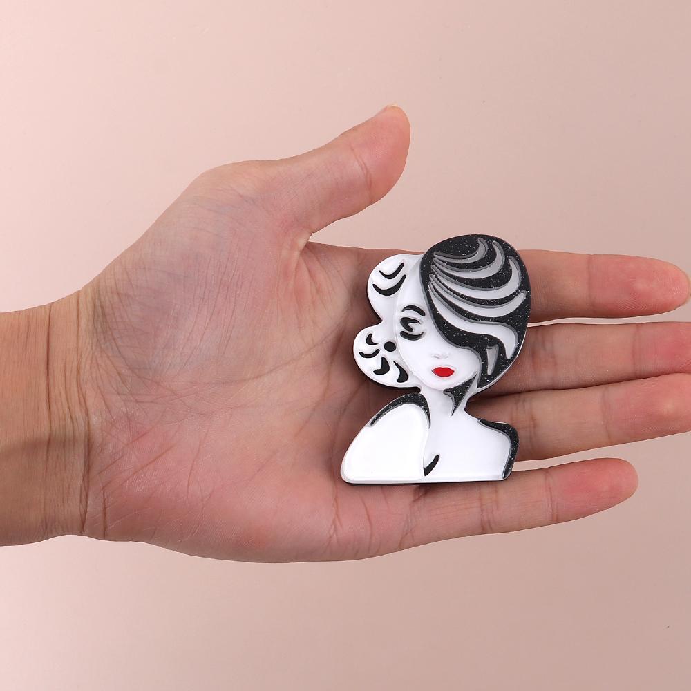 New Cool Moden Lady Acrylic Brooch for Women Personalized Resin Cartoon Cute Female Figure Brooches Lapel Pins Jewelry Gifts
