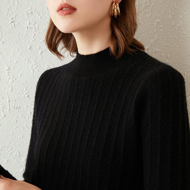 Half High Collar Pullover Sweater for Women Autumn and Winter Long Sleeved Knitted Sweater