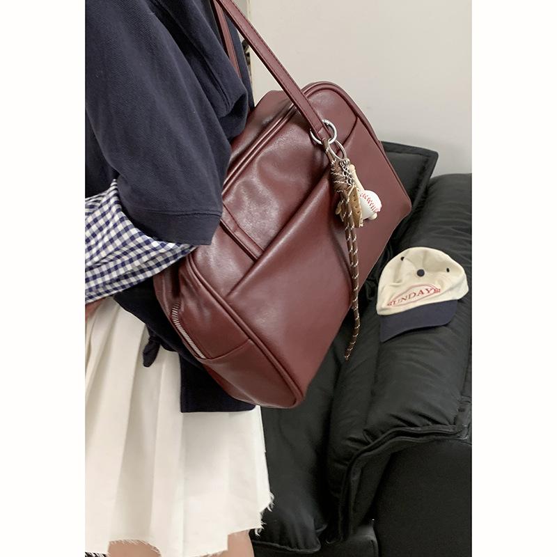 Tasche im koreanischen College-Stil für Damen im Herbst und Winter, trendige Retro-Achseltasche mit einer Schulter, vielseitige Tragetasche mit großem Fassungsvermögen