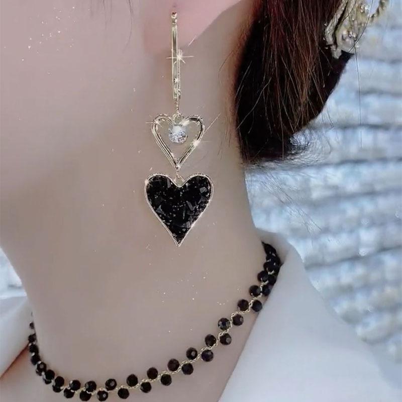High-End Schwarze Asymmetrische Herz Quasten Ohrringe - Liebe Dich Hängeohrstecker für Frauen