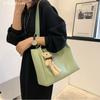 Class Tote Bag Women's New Trendy High-end Shoulder Bag Large Capacity Fashionable Versatile Commuter Bag