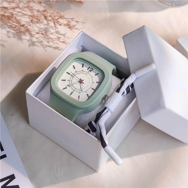 Men's And Women's Watches Women's Minimalist Design Square Shape Sports Watches Soft Wrist Watch Gift